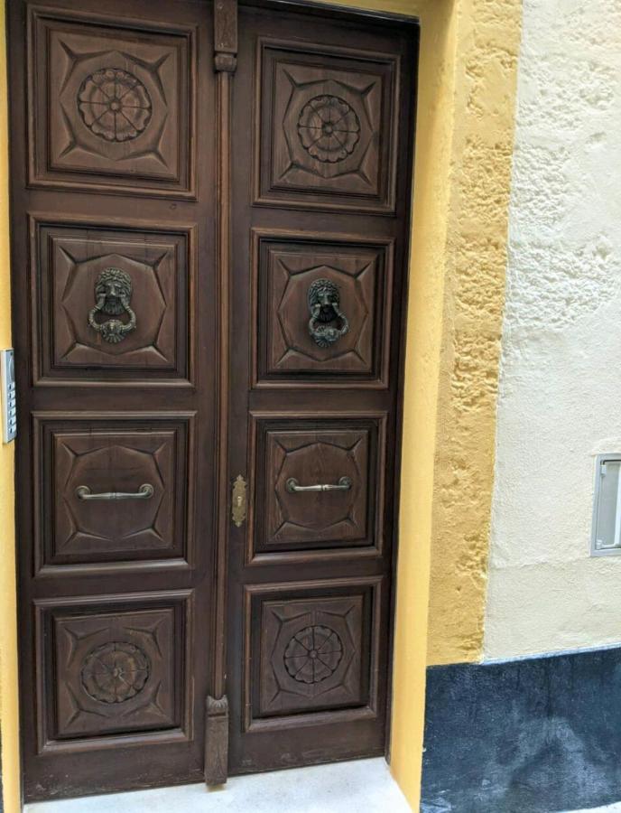 Lindo Piso En El Centro Historico De Cadiz Leilighet Eksteriør bilde